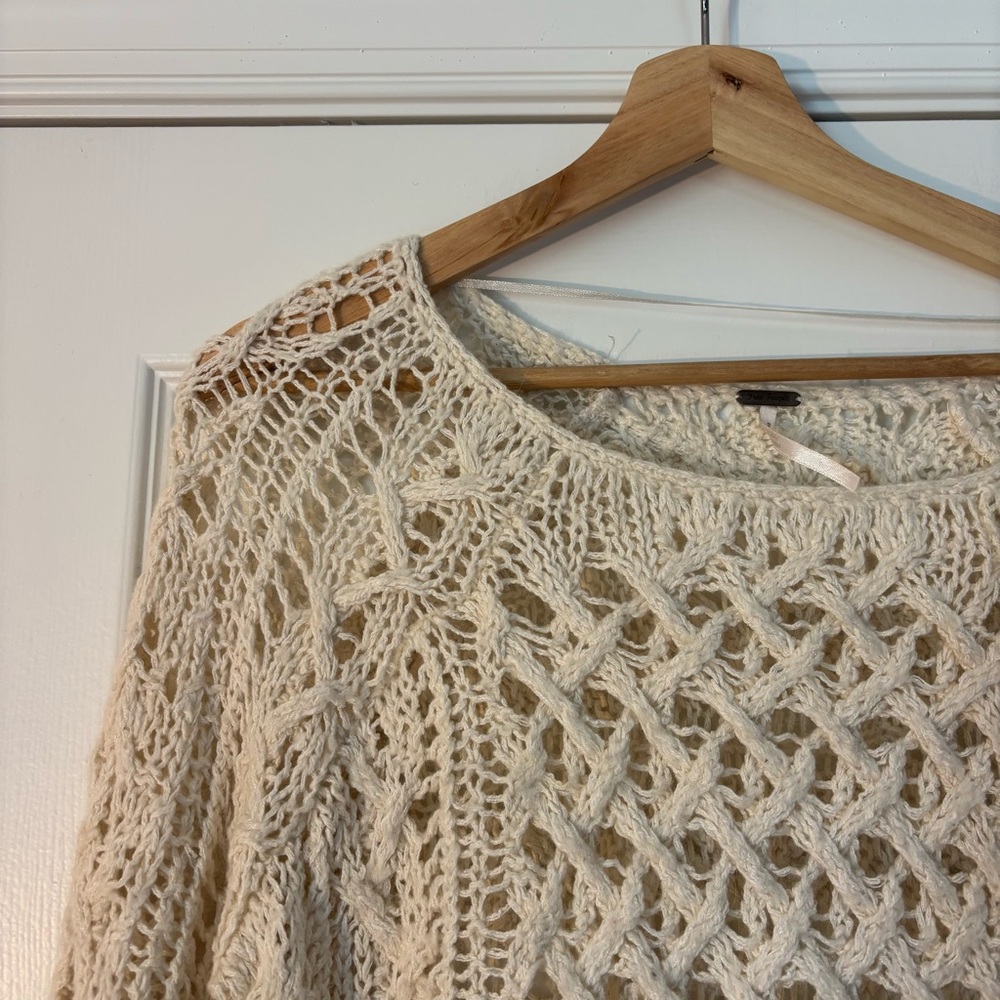 Free People Cotton Crochet Knit Oversized Sweater Cream Tan Neutral S Beach Boho - Picture 2 of 5